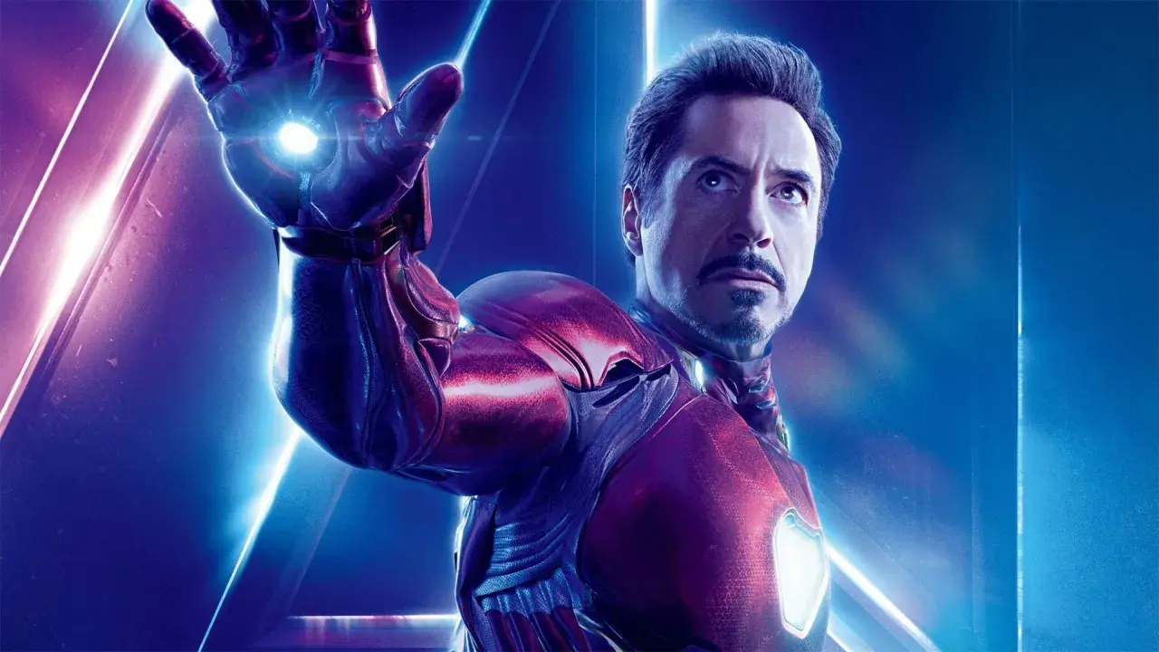 Tony Stark w zbroi Iron Mana, gotowy do walki. Czy to zapowiedź Iron Man 4?