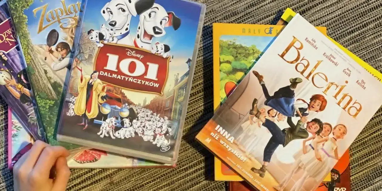 Kolekcja fajne filmy dla dzieci: "101 Dalmatyńczyków", "Zaplątani" i "Balerina".