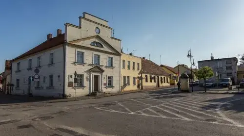 Gdzie kręcono film wiosna panie sierżancie? Odkryj tajemnice lokalizacji