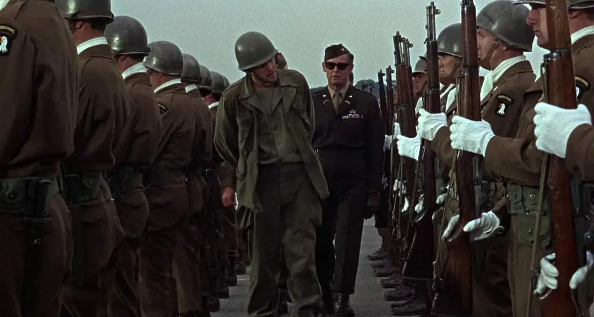 Najlepsze filmy o wojsku, które musisz zobaczyć, aby zrozumieć wojnę