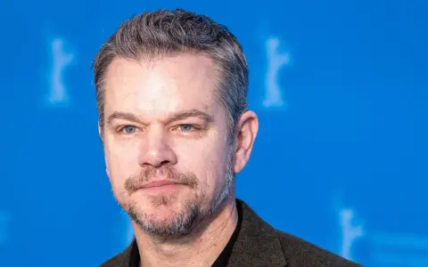 Ile zarabiają gwiazdy Hollywood? Zaskakujące fakty o ich wynagrodzeniach