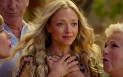Mamma Mia aktorzy: kto zagrał w filmie i jakie mają role