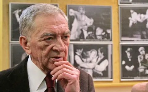 Najwięksi aktorzy z Krakowa i ich niezapomniane role w teatrach