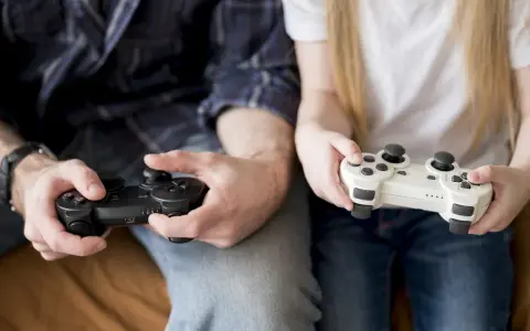 Jak uniknąć opóźnień w grze online?