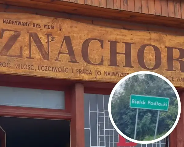 Znak "Znachor" i tablica z napisem "Bielsk Podlaski" przypominają, gdzie leżą Radoliszki, miejsca związane z filmem.