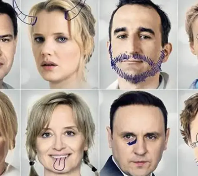 Ośmioro aktorów z narysowanymi wąsami, brodami i innymi zabawnymi detalami na twarzach. Plakat promujący filmy Marka Koterskiego.
