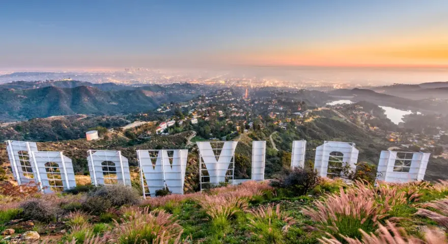 Hollywood co to znaczy - znaczenie, historia i wpływ na kulturę