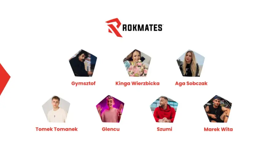 Portret Kingi Wierzbickiej z bukietem kwiatów. Nie ma informacji o tym, ile lat ma Kinga Wierzbicka.
