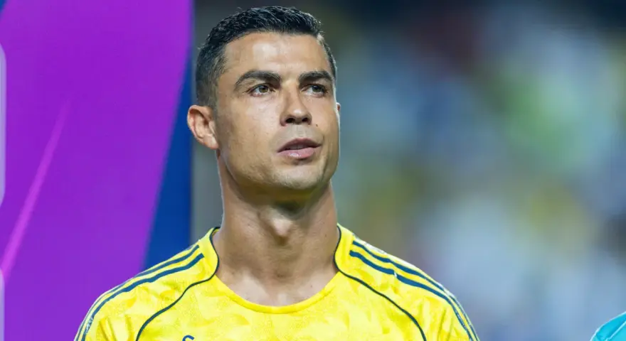 Cristiano Ronaldo, mimo swojego wieku, wciąż zachwyca formą na boisku.