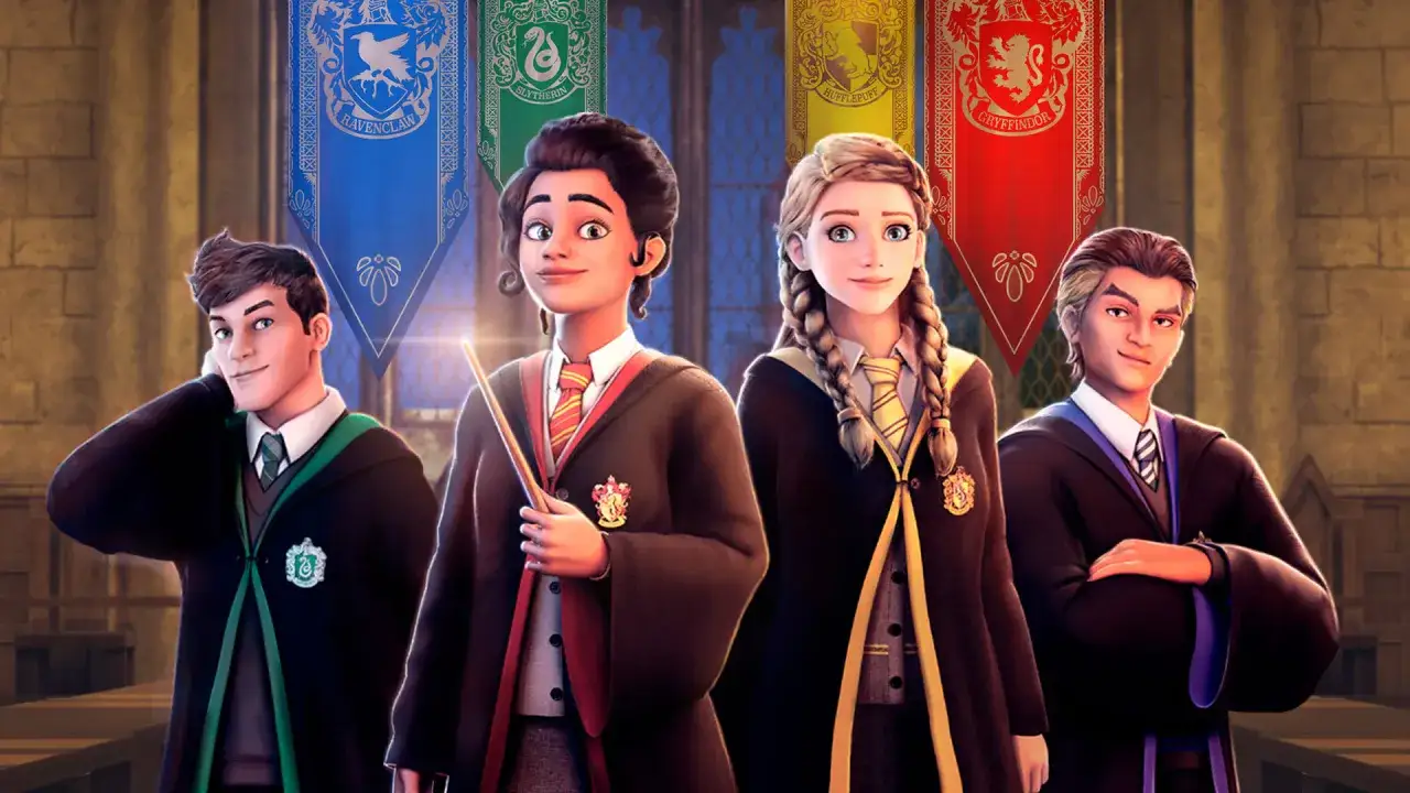 Czterech młodych czarodziejów, w tym Harry Potter bohaterowie, w szatach Hogwartu, stoją przed sztandarami domów.