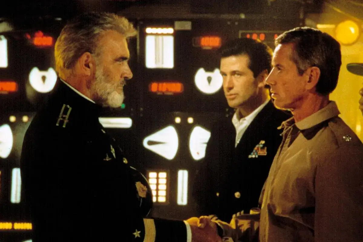 Kapitan Marko Ramius i Jack Ryan podczas polowania na Czerwony Październik.